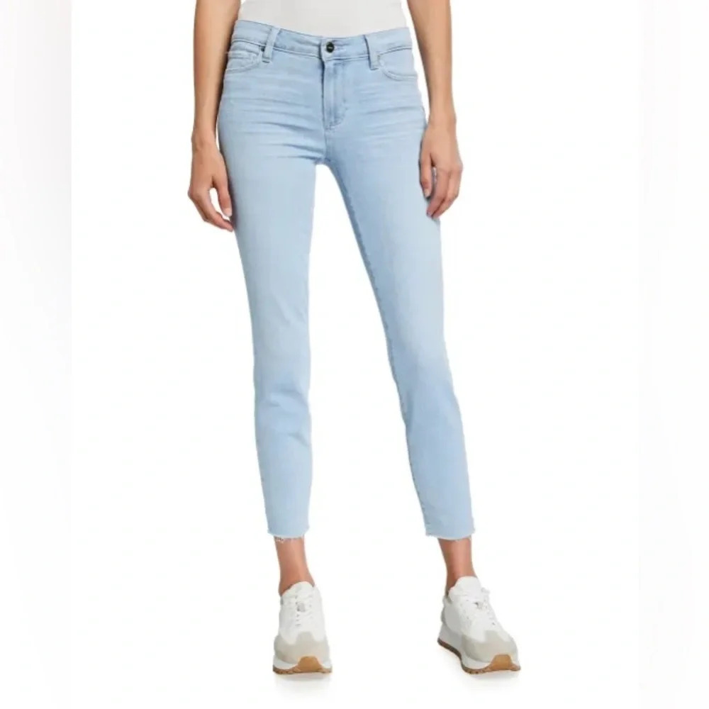 Paige Light  Rinse Vertugo Ankle Jeans, size 24